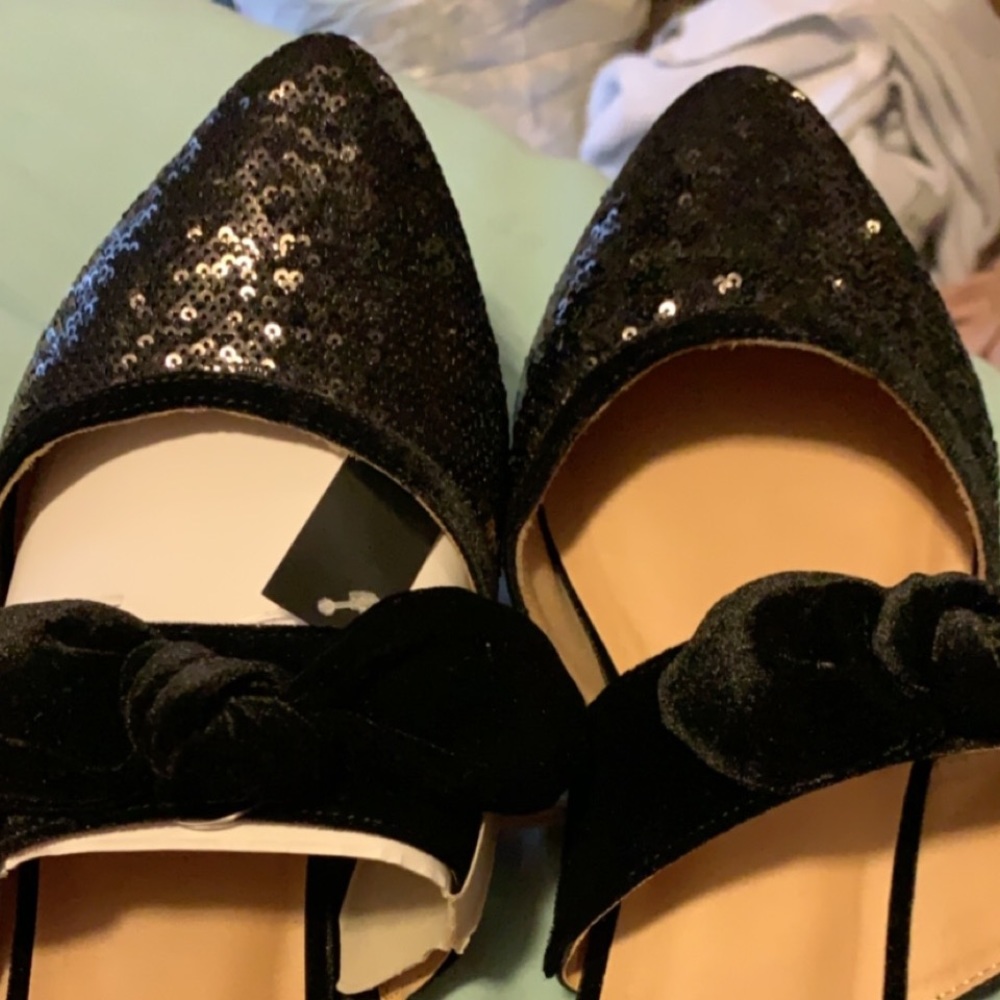 NWT SPARKLY torrid mules with bow